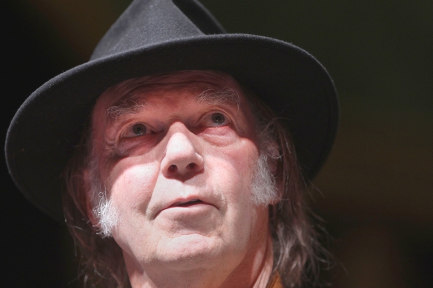 Neil Young turns down meeting with industry execs before concert, CAPP says