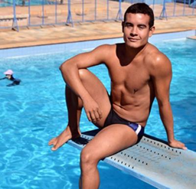 Diver Ian Matos, inspired by Tom Daley, comes out as gay