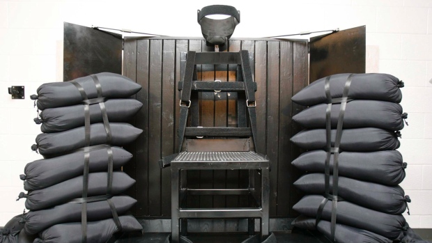 Some U.S. states consider returning to old-fashioned executions